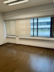 United House (D9), Office #561587361